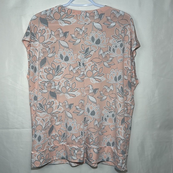 George Floral Short Sleeve V-Neck Size XL Pink, White and Grey - Picture 2 of 4